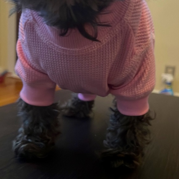 Fir baby pajamas. Cuddle up with them in this adorable pink comfy PJ in size XS - Picture 4 of 10